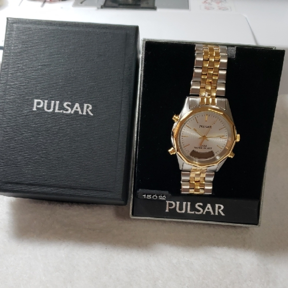 Pulsar Two-Tone Gold and Silver Watch